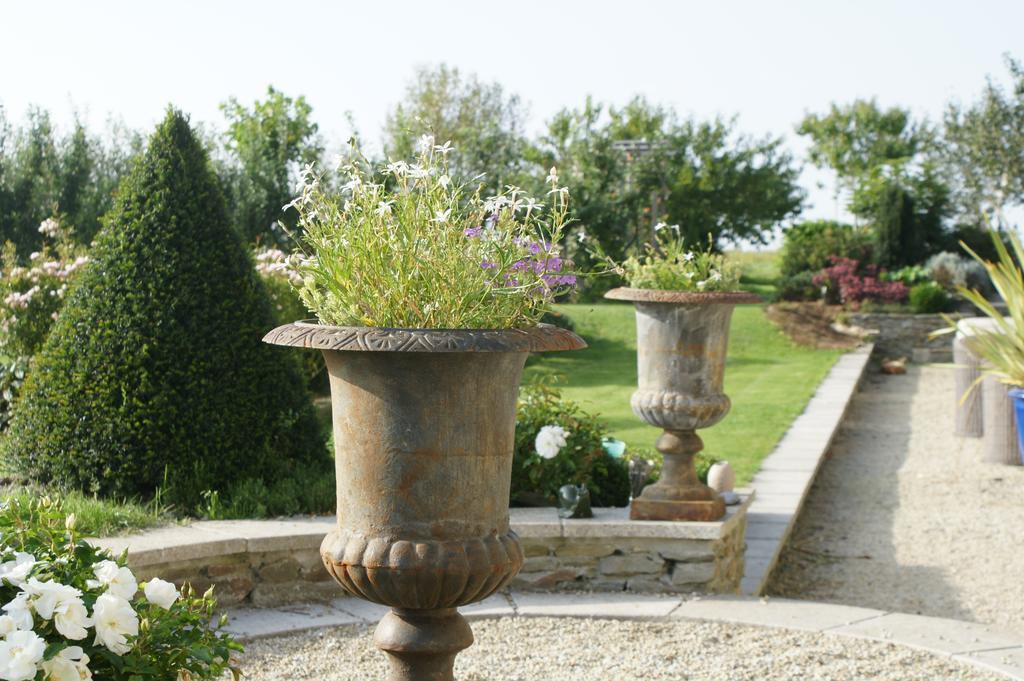 Le Clos Saint-Gilles Ardevon Exterior photo