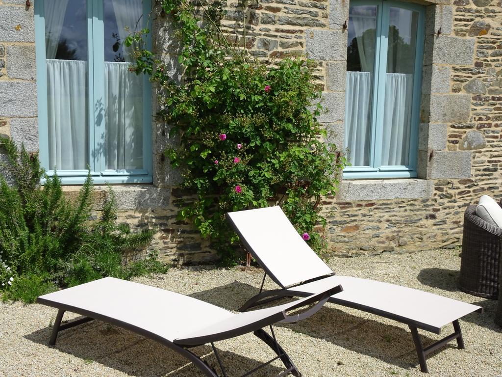 Le Clos Saint-Gilles Ardevon Exterior photo