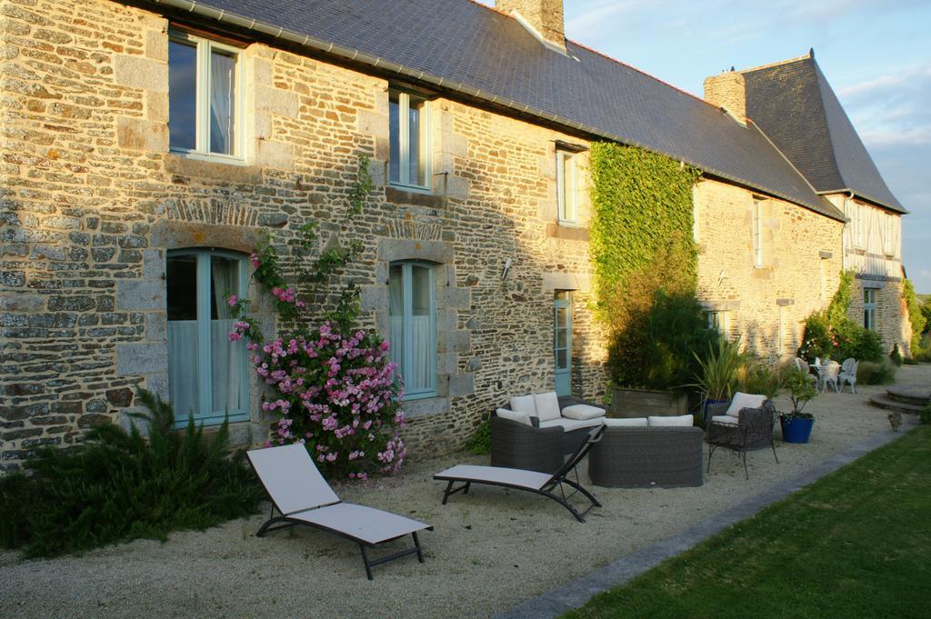 Le Clos Saint-Gilles Ardevon Exterior photo